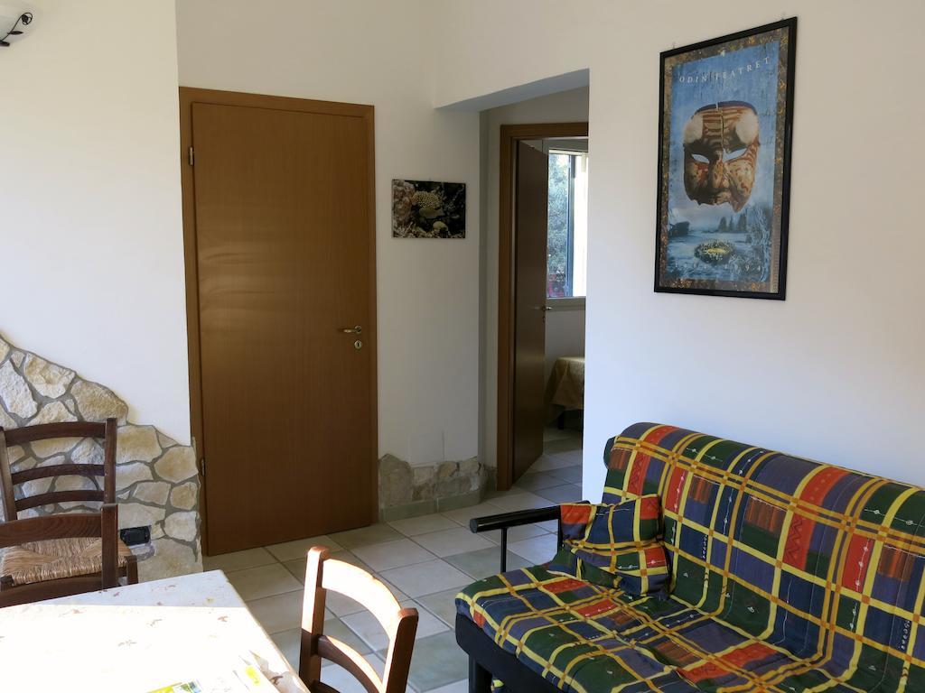 Agriturismo Tenuta Del Morige غالاتوني الغرفة الصورة