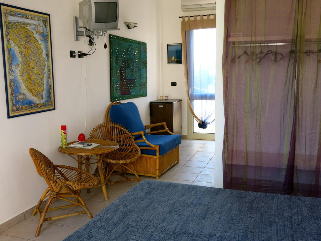 Agriturismo Tenuta Del Morige غالاتوني المظهر الخارجي الصورة